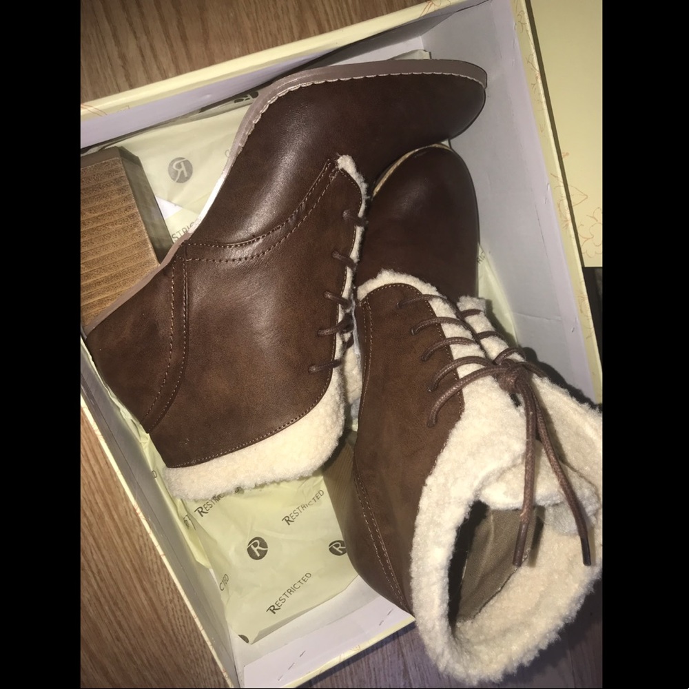 Booties - Picture 4 of 6